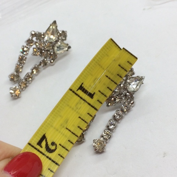 VINTAGE RHINESTONES SCREW BACK EARRINGS DANGLE STATEMENT - Picture 12 of 16